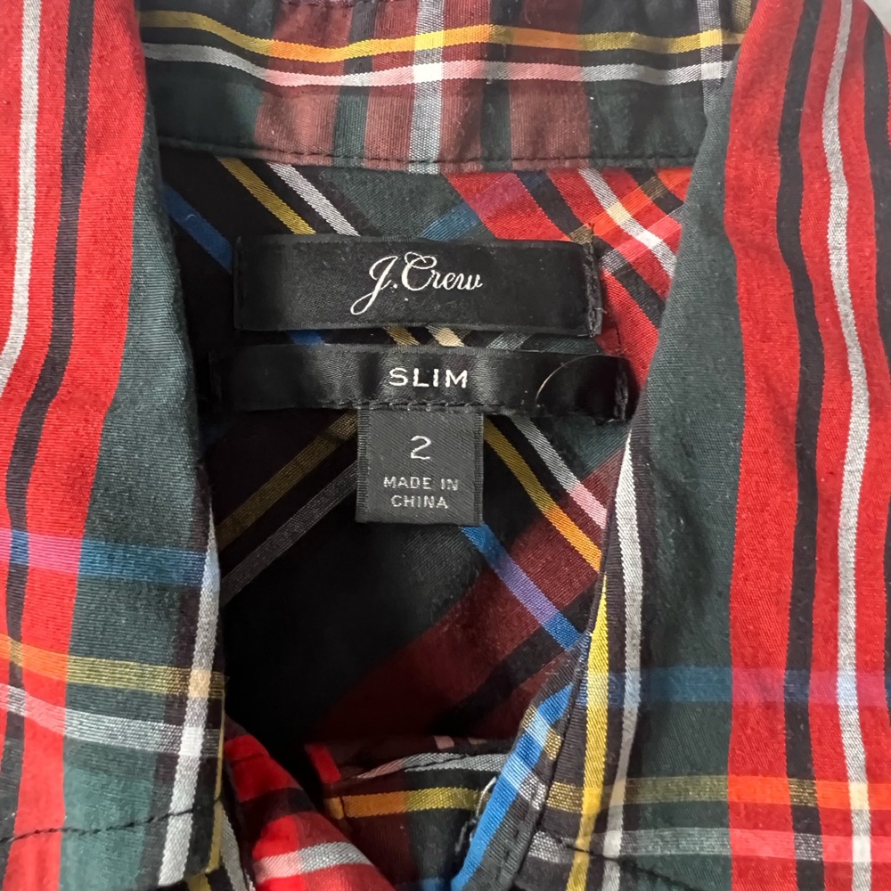 Cute slim dress shirt from J Crew